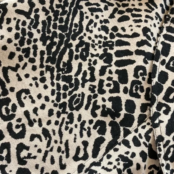Calvin Klein Animal Print Open Jacket - Picture 7 of 7